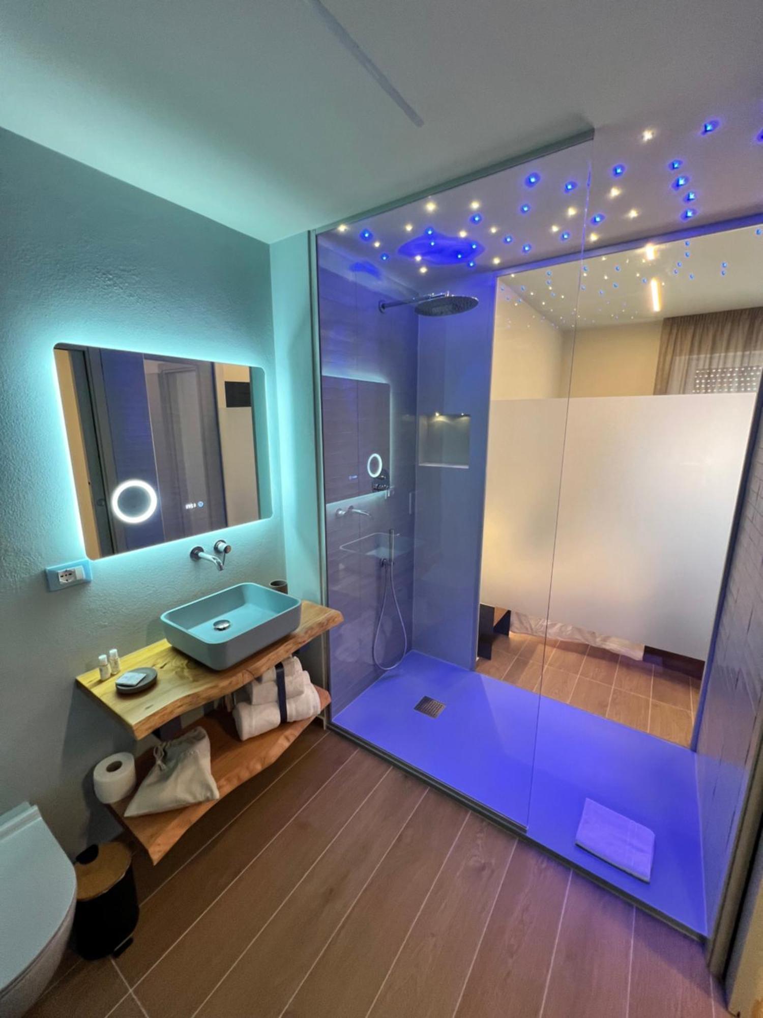 Luci Sul Mare -Boutique Rooms Follonica Exterior photo