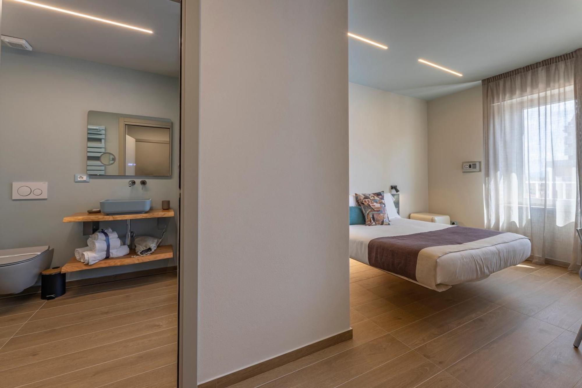 Luci Sul Mare -Boutique Rooms Follonica Exterior photo