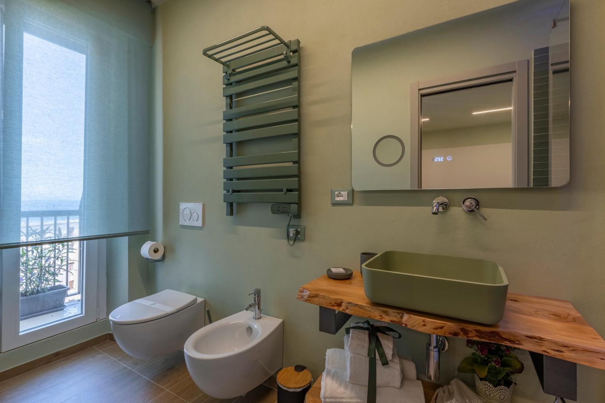 Luci Sul Mare -Boutique Rooms Follonica Exterior photo