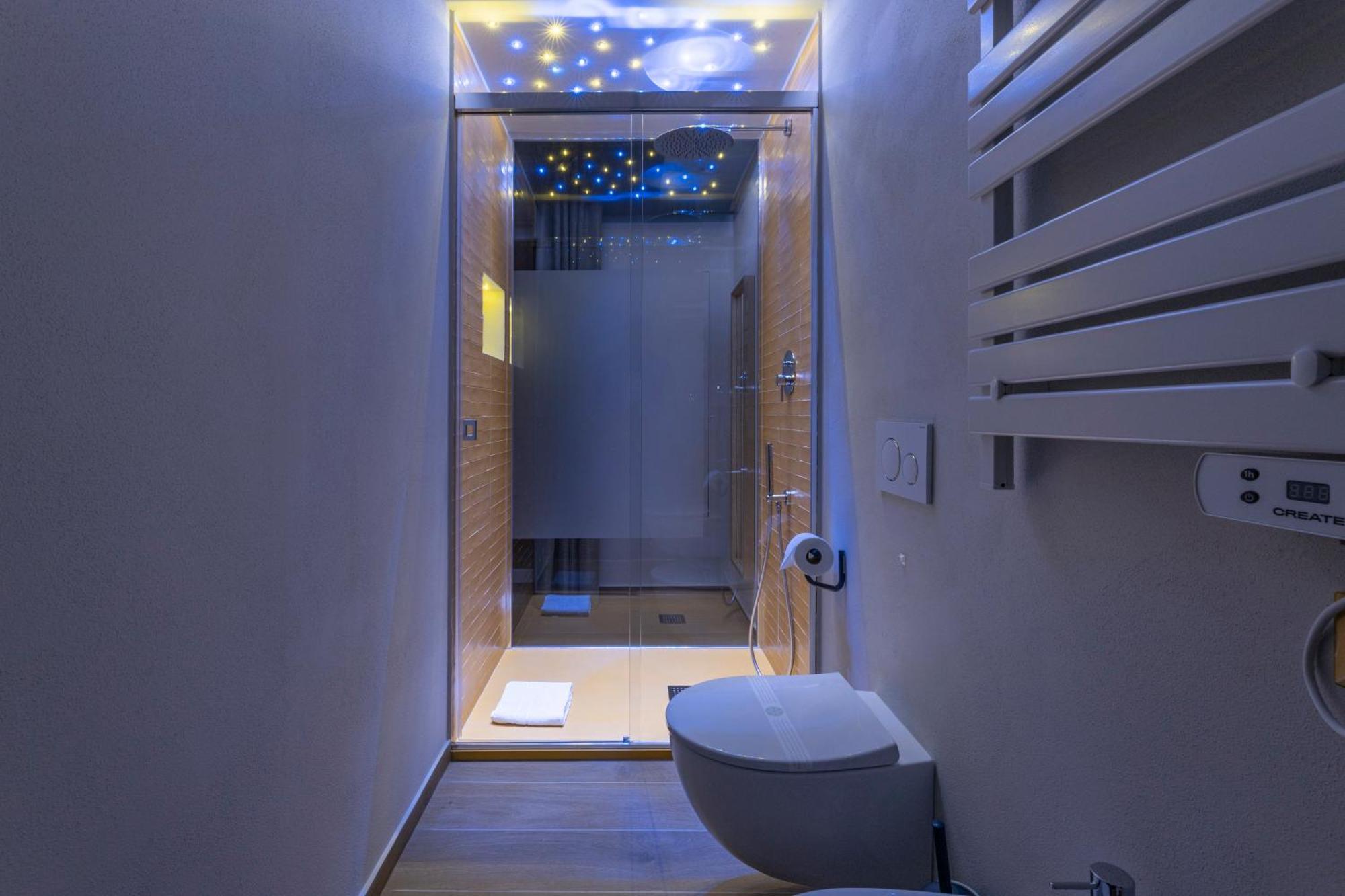 Luci Sul Mare -Boutique Rooms Follonica Exterior photo