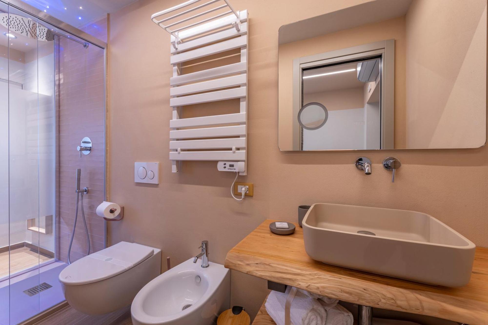 Luci Sul Mare -Boutique Rooms Follonica Exterior photo